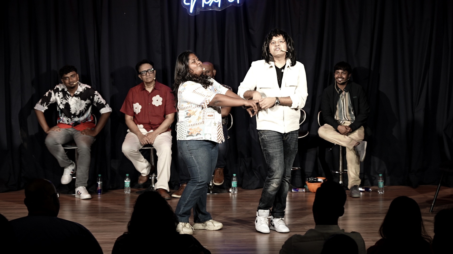 THE IMPROV live on stage